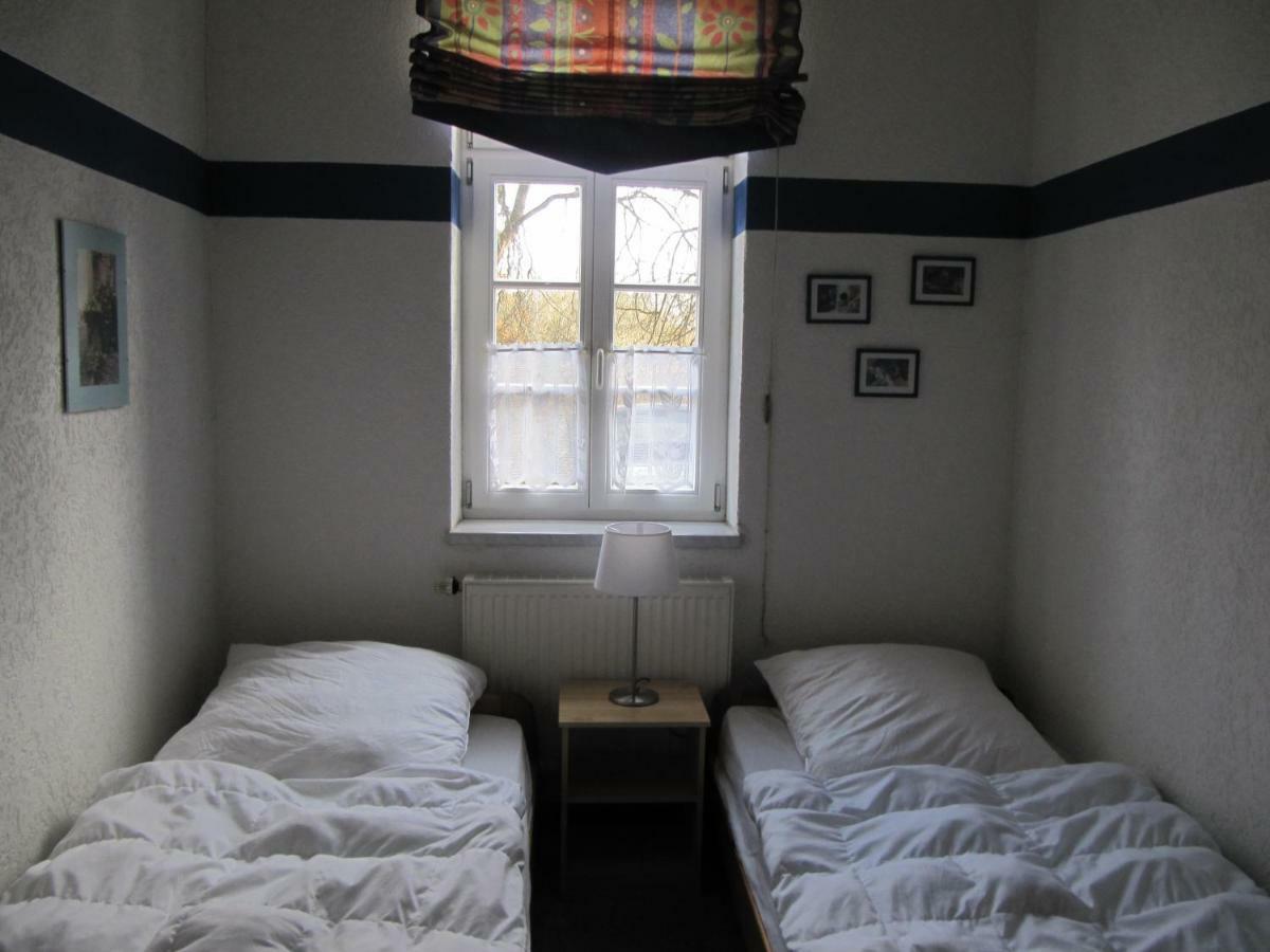 "Alter Bahnhof" Schalkenmehren Apartment Bagian luar foto
